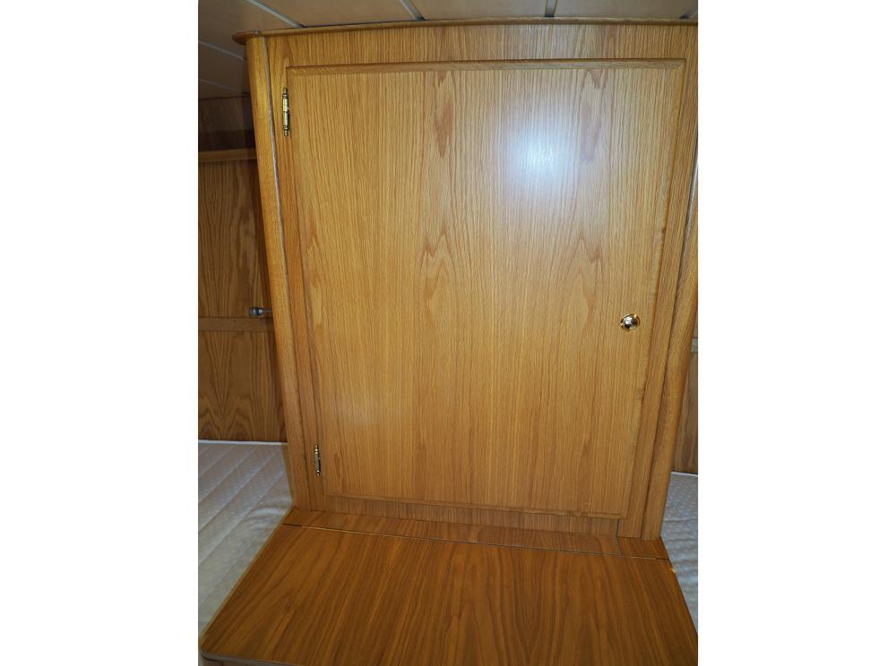 Aft cabin, Accommodation